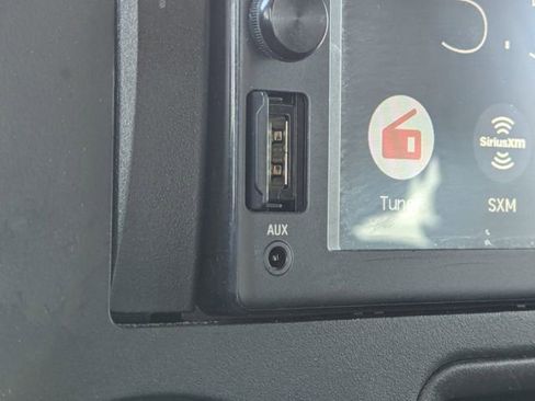 Certified 2018 Jeep Wrangler Sport AWD/4WD image 21