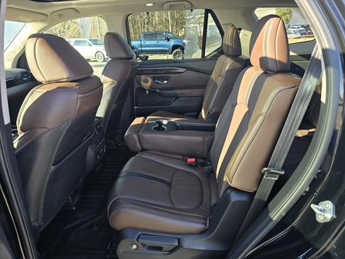 Used 2023 Honda Pilot Elite image 13