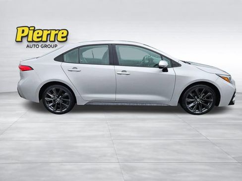 Used 2024 Toyota Corolla SE FWD image 6