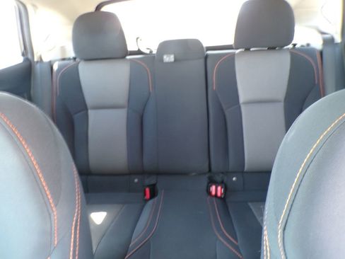 Used 2022 Subaru Crosstrek 2.0i Premium w/ Moonroof Package image 12