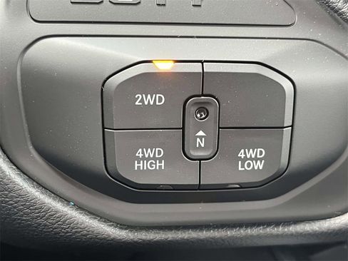 New 2026 RAM 3500 Laramie w/ Towing Technology Group image 31