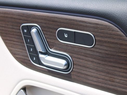 Certified 2024 Mercedes-Benz GLB 250 GLB 250 image 13