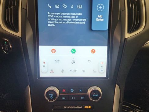 Certified 2022 Ford Edge SEL w/ Convenience Package image 17