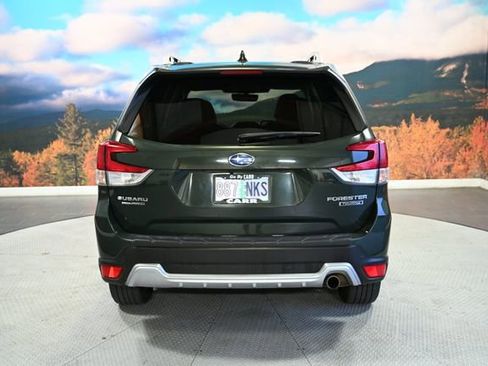 Used 2022 Subaru Forester Touring w/ Popular Package #2 image 7