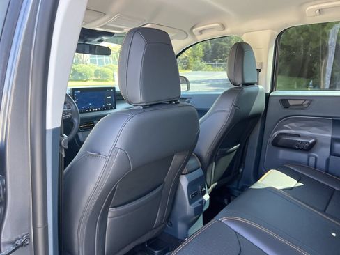 Used 2025 Ford Maverick Tremor AWD/4WD image 21