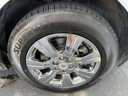 Used 2015 Cadillac SRX Luxury FWD image 12
