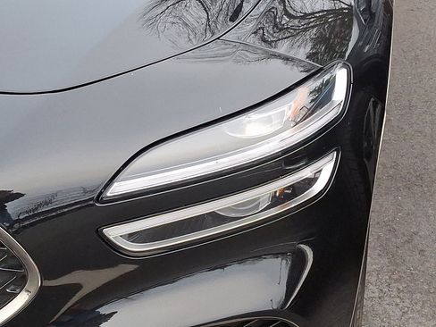 Certified 2025 Genesis G70 3.3T Advanced w/ Sport Prestige Package image 7