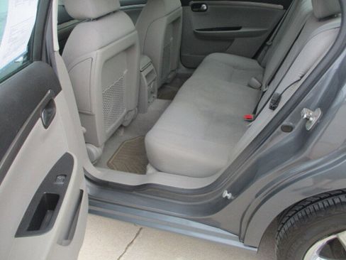 Used 2008 Saturn Aura XE image 8