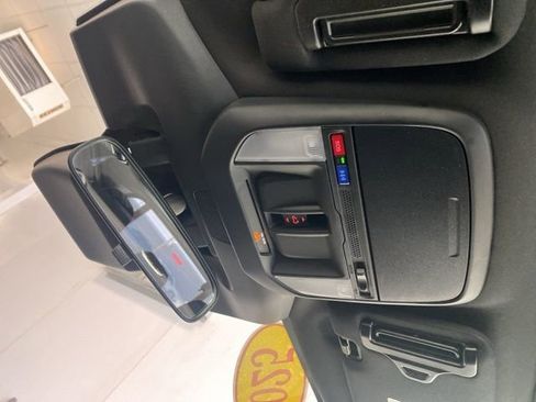 Certified 2025 Subaru Forester Limited image 20