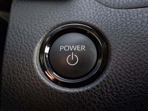 Used 2025 Toyota Camry LE image 22