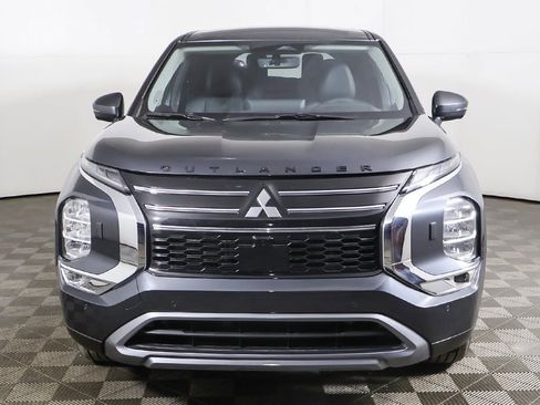 New 2026 Mitsubishi Outlander SE AWD/4WD image 14