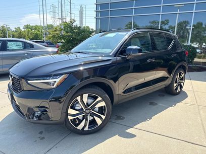 Certified 2026 Volvo XC40 B5 Ultra w/ Climate Package