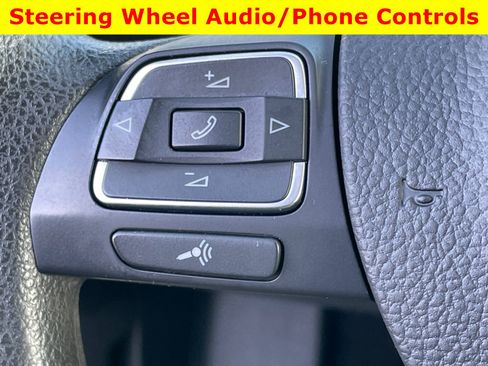 Used 2013 Volkswagen Passat 2.5 S image 10