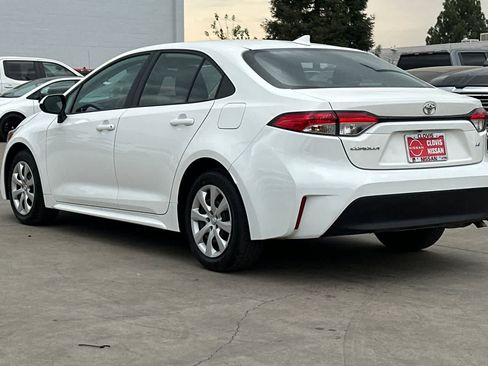 Used 2024 Toyota Corolla LE FWD image 7