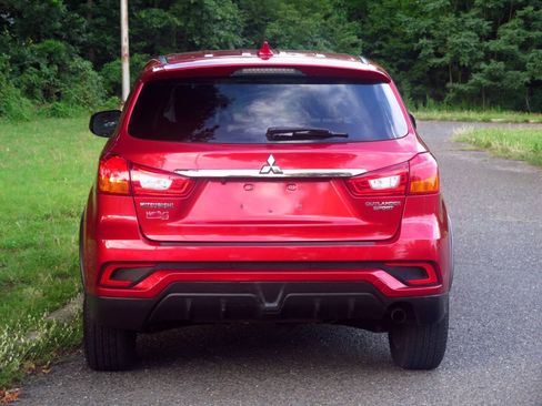 Used 2019 Mitsubishi Outlander Sport ES FWD image 25