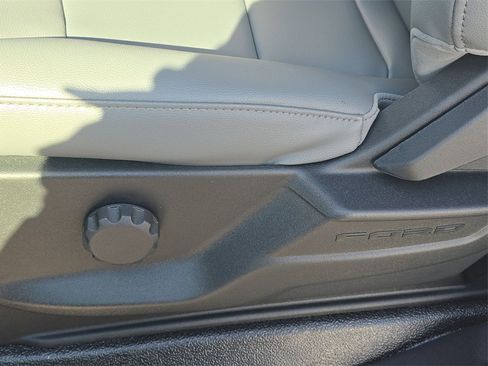 New 2025 Ford F550 4x4 Crew Cab Super Duty image 12