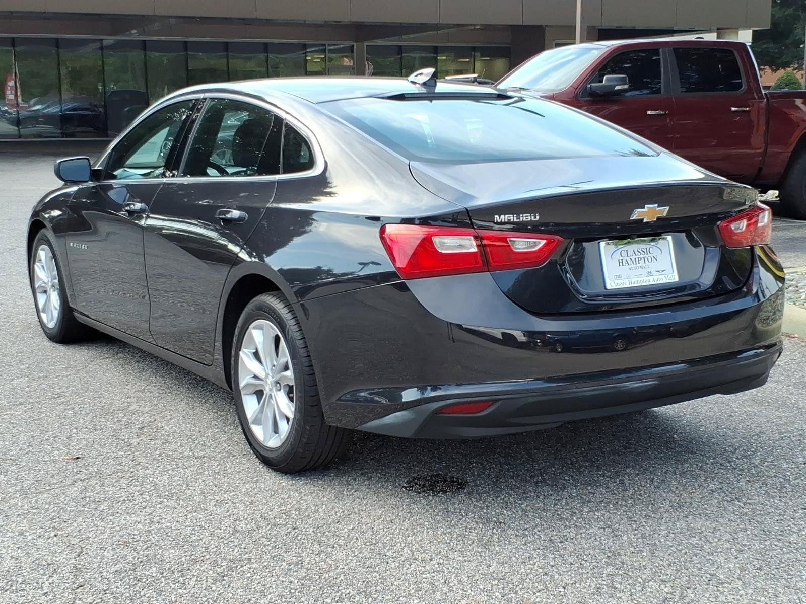Used 2023 Chevrolet Malibu LT FWD image 10