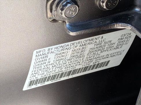 Used 2024 Acura MDX SH-AWD w/ Technology Package image 29