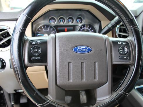 Used 2013 Ford F250 Lariat w/ Lariat Ultimate Pkg image 28