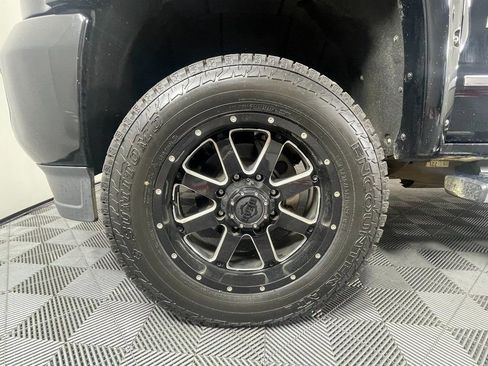 Used 2016 GMC Sierra 2500 Denali w/ Duramax Plus Package AWD/4WD image 12