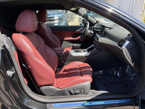 Used 2024 BMW M440i Convertible w/ Shadowloine Package RWD image 27
