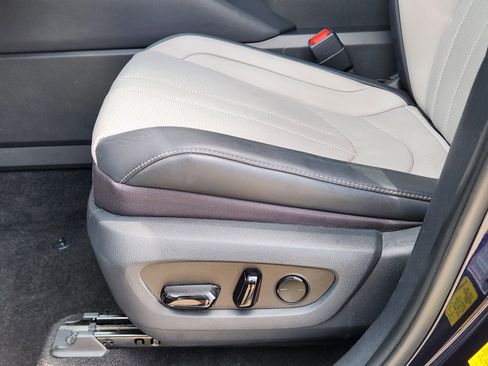 Certified 2024 Lexus TX 500h AWD w/ Technology Package image 7
