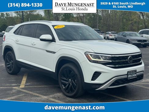 Used 2022 Volkswagen Atlas Cross Sport SE w/ Black Wheel Package AWD/4WD image 1