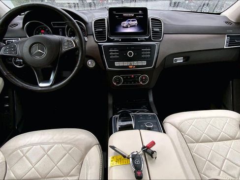 Used 2019 Mercedes-Benz GLS 450 4MATIC image 15