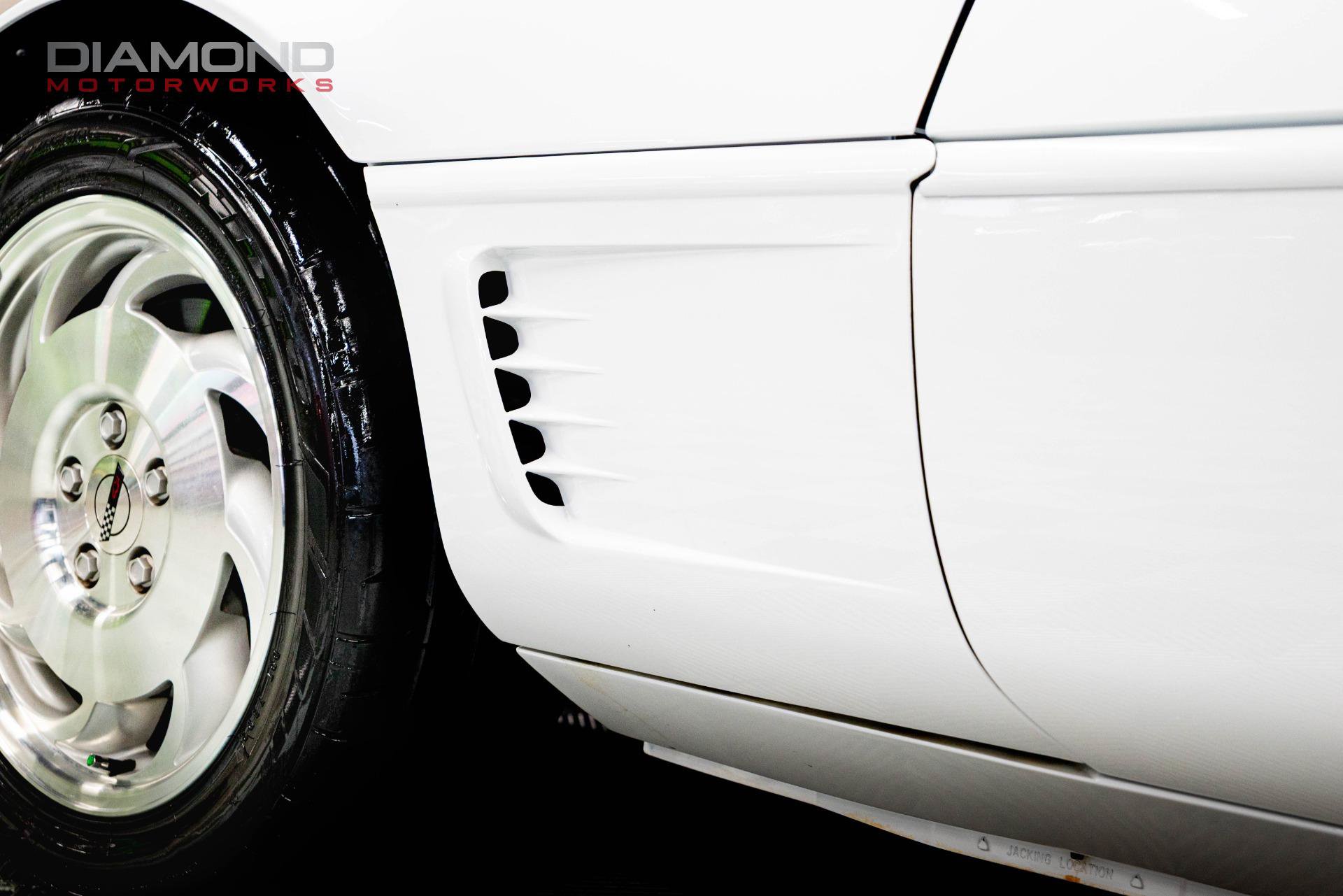 Used 1995 Chevrolet Corvette Coupe RWD image 37