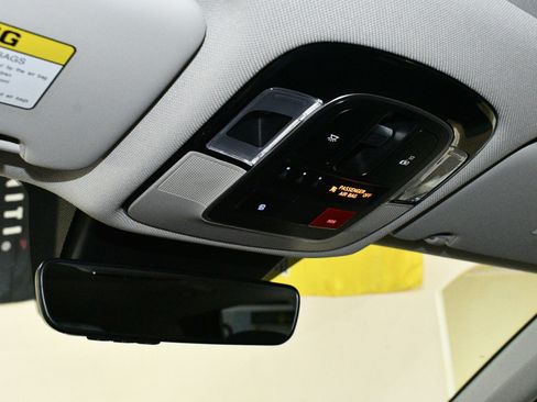 Used 2024 Hyundai Tucson Limited image 31