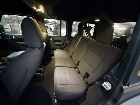 Used 2023 Jeep Wrangler Sport S image 27