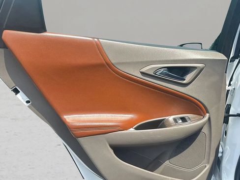 Used 2018 Chevrolet Malibu Premier w/ Premier Sun and Wheel Package image 27