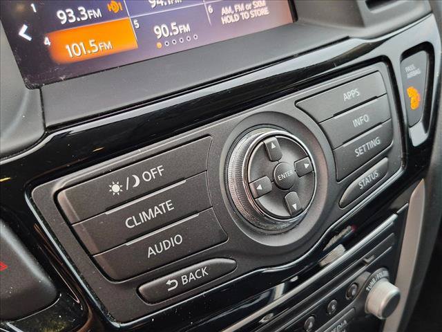 Used 2017 Nissan Pathfinder S FWD image 12