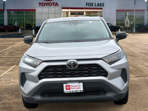 Used 2022 Toyota RAV4 LE AWD/4WD image 8