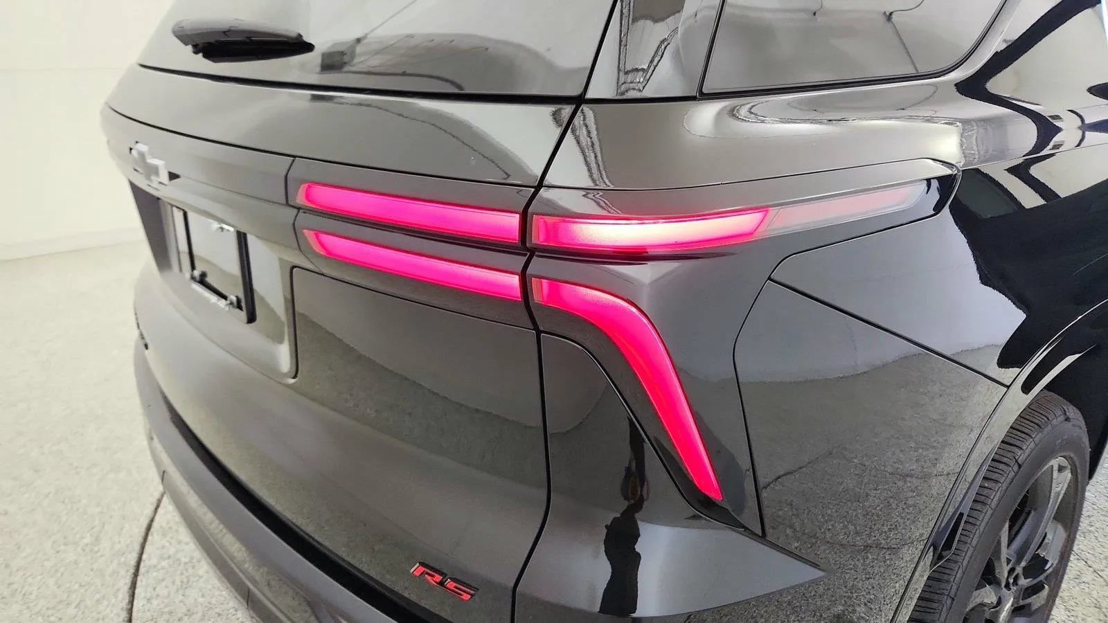 New 2027 Chevrolet Traverse RS AWD/4WD image 38