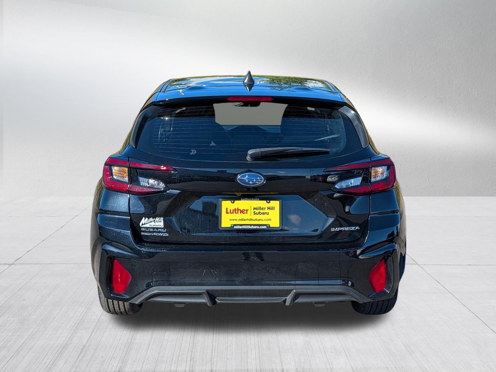 Used 2025 Subaru Impreza 2.0i AWD/4WD image 6