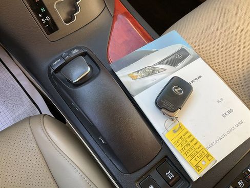 Used 2010 Lexus RX 350 AWD image 23