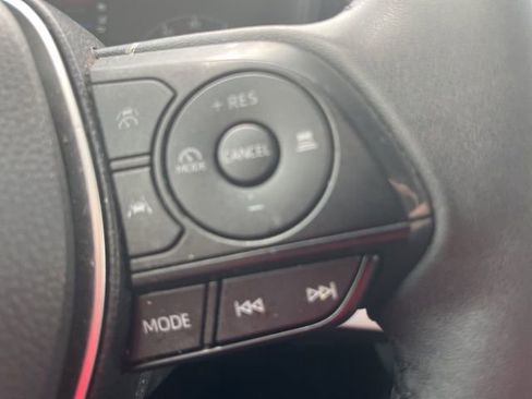 Used 2025 Toyota Corolla SE image 15