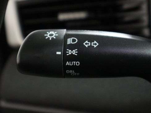 Used 2025 Toyota Camry LE FWD image 30
