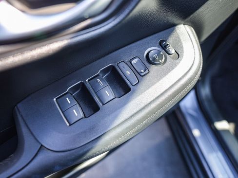 Used 2024 Honda HR-V LX image 10