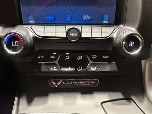 Used 2014 Chevrolet Corvette 1LT w/ Battery Protection Package image 31