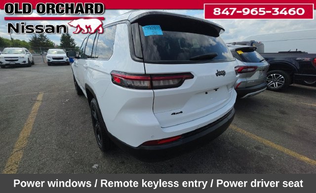 Used 2023 Jeep Grand Cherokee L Laredo AWD/4WD image 7