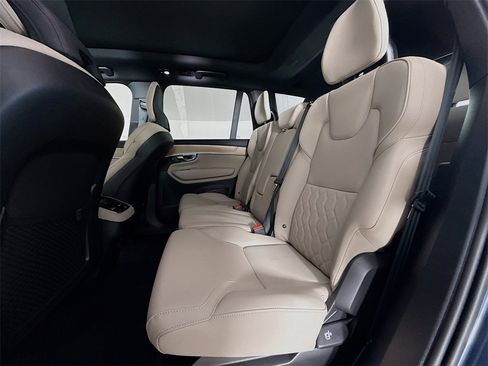 Certified 2026 Volvo XC90 B6 Core image 25