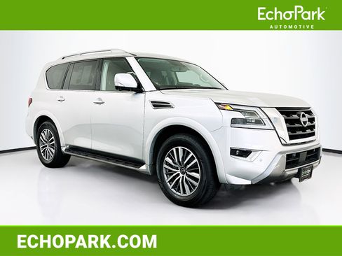 Used 2024 Nissan Armada SL image 1