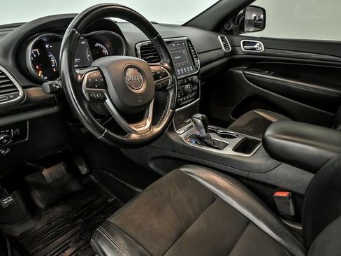 Used 2020 Jeep Grand Cherokee Altitude image 10