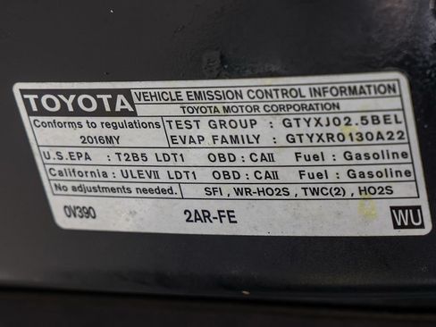 Used 2016 Toyota RAV4 LE FWD image 31