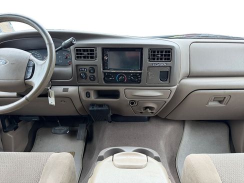 Used 2003 Ford Excursion XLT AWD/4WD image 12