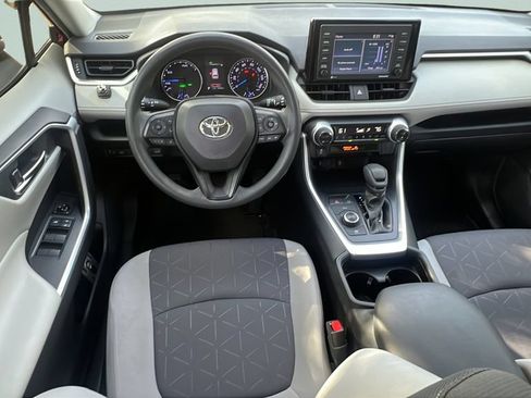Used 2020 Toyota RAV4 XLE w/ Convenience Package AWD/4WD image 13