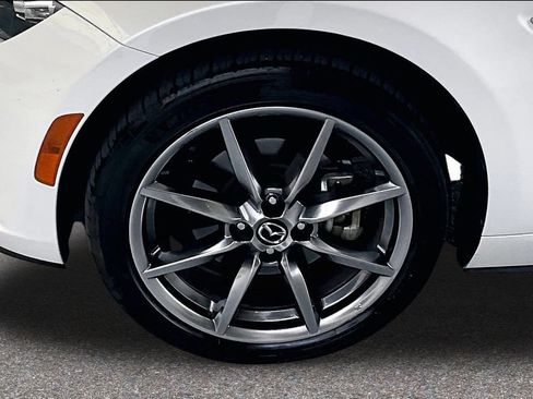 Used 2023 MAZDA MX-5 Miata Grand Touring RWD image 29