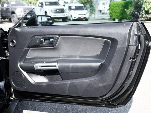 Used 2017 Ford Mustang GT w/ GT Performance Package image 36